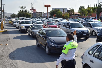 Afirman autoridades municipales que no existen operativos 'específicos' para sancionar a taxistas, choferes de autobús o Uber.