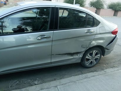 En el choque participaron Francisco de 30 años de edad, conductor de una camioneta de la marca Nissan, chasis en color blanco, modelo 2004 y José Enrique de 27 años de edad, conductor de un vehículo de la marca Honda, en color gris, modelo 2017.
