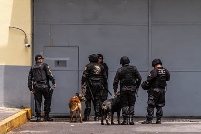 El viernes, el jefe de la policía capitalina dijo que la aparición de mensajes en esta alcaldía, dos de ellos con restos humanos. (ARCHIVO)