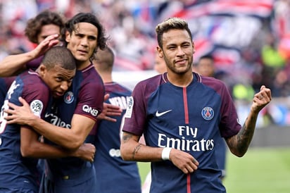 El cuadro parisino anunció las bajas de Edinson Cavani y Kylian Mbappé por lesión, mientras que Neymar acarrea una sanción. (ARCHIVO)