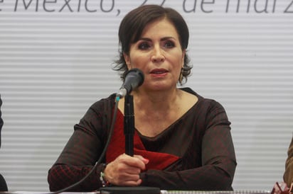 La Secretaría de la Función Pública informó que inhabilitó a la extitular de Desarrollo Social (Sedesol), Rosario Robles, por 10 años. (ARCHIVO)