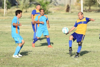 Los jugadores ya están listos para buscar su pase a la final del torneo. (ARCHIVO)