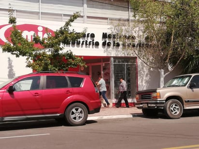 Se tendrán talleres que brindará personal de la SCT para que los constructores sepan cómo presentar las licitaciones públicas. (EL SIGLO DE TORREÓN)