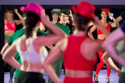 Antes del estreno. El actor Antonio Banderas durante la presentación de A Chorus Line, el musical que codirige y protagoniza en España. (EFE)