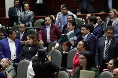 El pleno de la Cámara de Diputados aprobó, en lo general y en lo particular, el dictamen que expide la Ley General del Sistema para la Carrera de las Maestras y los Maestros. (ARCHIVO)