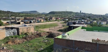 Los trabajadores no completarán para una vivienda y buscarán terrenos en asentamientos irregulares. (EL SIGLO DE TORREÓN)