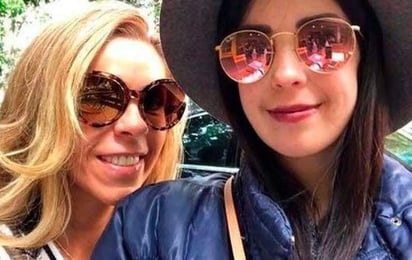 A través de una transmisión en vivo en sus redes sociales, la conductora Rocío Sánchez Azuara habló acerca de la partida de su hija Daniela, quien murió en sus brazos este lunes 23 de septiembre, a la 1:15 de la madrugada. (ESPECIAL)