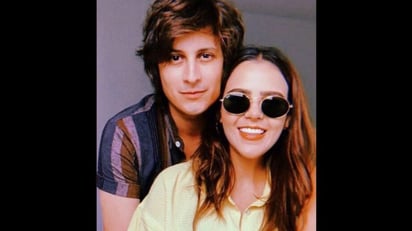 Yuya confirmo a través de su cuenta de Instagram que sí tiene una relación con el cantante de indie rock, Sidhartha. (ESPECIAL)