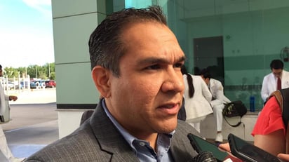 Esteban Montoya Zamora, director de Servicios de Salud de Durango. (ESPECIAL)