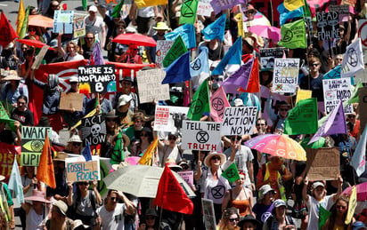 Extinction Rebellion (XR) tomó este lunes las calles de varios países. (EFE)