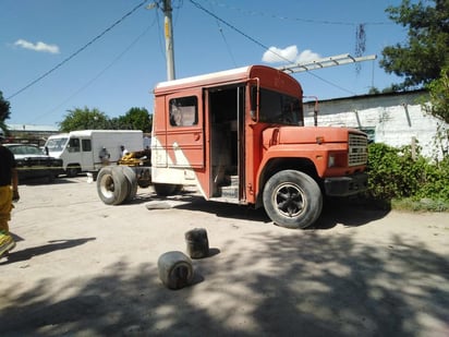 Fuentes de seguridad informaron que el hombre se encontraba en estado de ebriedad en los juegos mecánicos denominados Longoria, donde laboraba desde hacía pocos días.
(EL SIGLO DE TORREÓN)