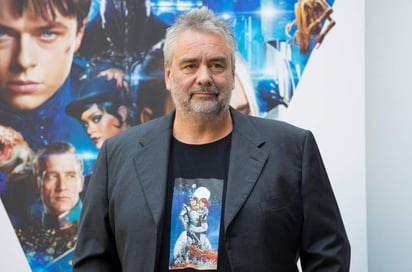 El director francés Luc Besson, reconocido por películas como El perfecto asesino y El quinto elemento, rechazó las acusaciones que tiene en su contra por violación. (ARCHIVO)