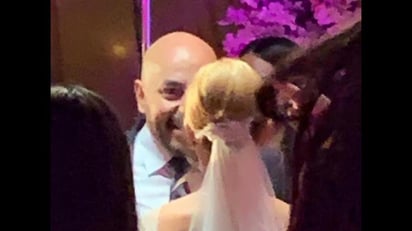 Una fotografía de redes sociales alzó las sosprechas sobre una boda entre Belinda y Lupillo Rivera. (ESPECIAL)