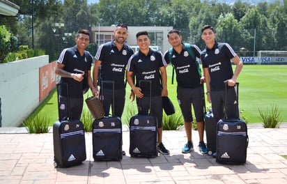 Los jugadores del Tricolor viajaron ayer rumbo a la frontera chihuahuense para enfrentar a su similar de Argentina. (ESPECIAL) 