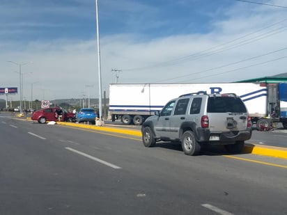 Fue tras el accidente que dos personas resultaron sin vida, sin embargo, aún no han sido identificadas. (EL SIGLO COAHUILA)