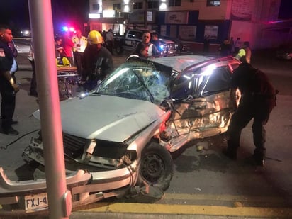 Pierde la vida Taide Guadalupe, madre de la pequeña Vasti Adaia, de 14 años, también fallecida. (EL SIGLO DE TORREÓN)