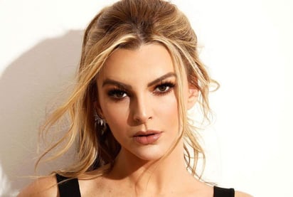 Marjorie de Sousa encendió las redes sociales este inicio de semana al mostrar de cerca un poco más de la parte de arriba de lo que acostumbra. (INSTAGRAM)