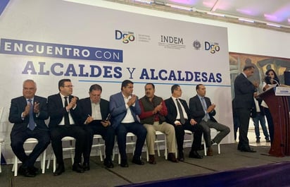 El alcalde de Lerdo, Homero Martínez Cabrera acudió este miércoles al “Encuentro con Alcaldes y Alcaldesas” celebrado en la ciudad de Durango y auspiciado por el Gobierno estatal a través del Instituto para el Desarrollo Municipal del Estado de Durango (INDEM). (EL SIGLO DE TORREÓN)