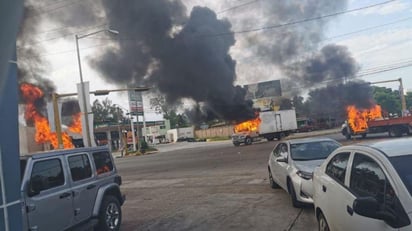 Después de las 15:00 horas se desataron las balaceras, principalmente en las inmediaciones de la Fiscalía General de Justicia de Sinaloa, en la zona de Tres Ríos. (EL DEBATE)