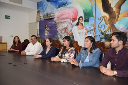 Son 6 jovencitas que buscan el reinado en festejos de Madero. (EL SIGLO DE TORREÓN / MARY VÁZQUEZ)