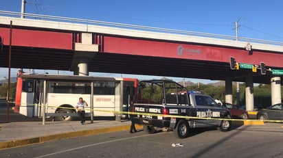 Al arribar la Cruz Roja se determinó la ausencia de signos vitales en el septuagenario. (EL SIGLO COAHUILA)