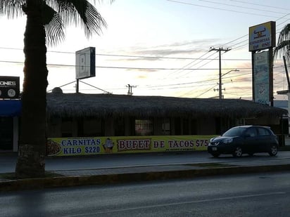 Clientes se niegan a pagar la cuenta y agreden a mesero, además de golpearlo le propinaron un cuchillazo en la nuca. (EL SIGLO DE TORREÓN)