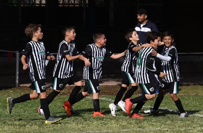 Este domingo en el Colegio Inglés de Torreón, surgieron los primeros campeones de la XVIII Copa Libertad. (ARCHIVO)