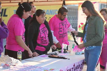 Las donantes participantes se sumaron a la acción dirigida a lograr que los pacientes recuperen su autoestima y esperanza de vida. (EL SIGLO DE TORREÓN)