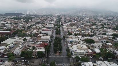 La gran cantidad de espacios verdes que caracterizaron el camellón central de la emblemática calzada Colón en la ciudad desaparecieron con el proyecto de la actual administración municipal. (IVÁN CORPUS)