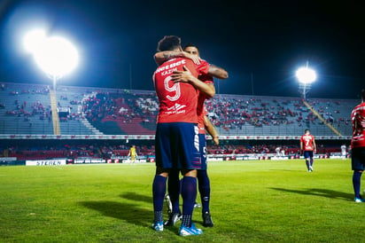 El turco-inglés Collim Kazim Richards rompió la larga sequía de triunfos en el Puerto luego de marcar el tanto de la victoria ante Puebla. (JAM MEDIA) 