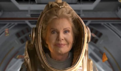 El astrólogo Walter Mercado protagonizó comercial de popular marca de frituras. (ESPECIAL) 