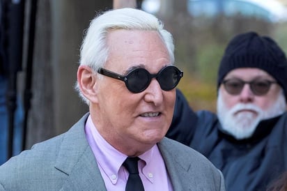 El juicio contra Roger Stone, que fue uno de los asesores más cercanos del presidente de EUA, Donald Trump, arrancó este lunes por la llamada 'trama rusa'. (EFE)