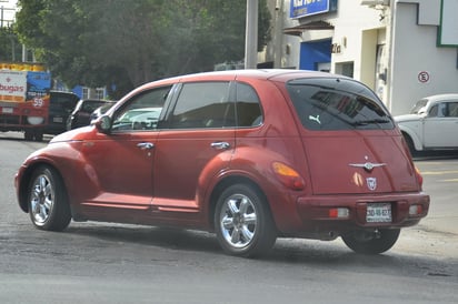 El pleno del Senado aprobó la Ley de Ingresos 2020, sin incluir las modificaciones de la Cámara de Diputados, sobre la regulación de los autos chocolate. (ARCHIVO)