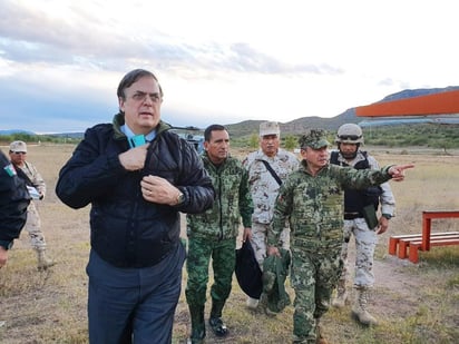 Ebrard Casaubón justificó que el secretario de Seguridad, Alfonso Durazo, no llegó al lugar debido a la comparecencia que tuvo en el Senado de la República y que le tomó poco más de 5 horas. (EFE)
