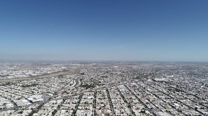 El director del Implan, Eduardo Holguín, señaló que esta herramienta mejorará la competitividad de Torreón frente a otras ciudades. (EL SIGLO DE TORREÓN)