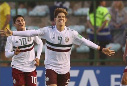 El jugador de Santos Laguna, Santiago Muñoz, anotó en la recta final del partido. (ESPECIAL)