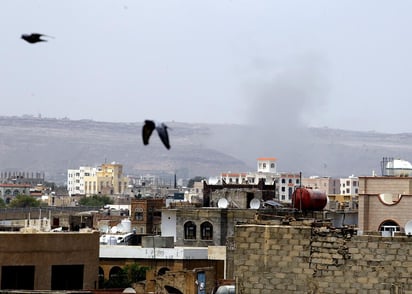 Un hospital gestionado por Médicos Sin Fronteras (MSF) en la localidad portuaria yemení de Al Moja, en el mar Rojo, resultó 'gravemente dañado' por un ataque anoche con misiles y drones. (ARCHIVO)