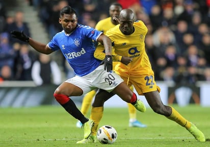  Porto cayó 2-0 en su visita al Rangers de Escocia y puso en riesgo su clasificación a los dieciseisavos de final de Europa League. (EFE)