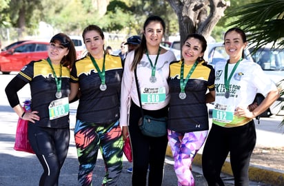 Susy, Cecy, Claudia, Anabel y Brenda.