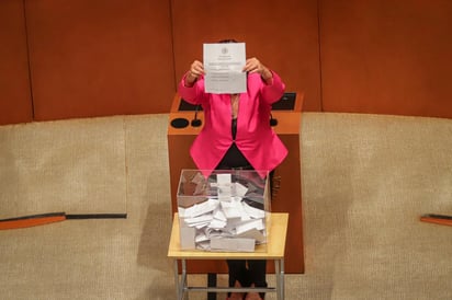 La senadora Martha Guerrero, secretaria de la Mesa Directiva del Senado, solicitó que se vuelvan a contar las cédulas de la votación para elegir el jueves pasado a Rosario Piedra Ibarra como nueva titular de la Comisión Nacional de los Derechos Humanos (CNDH). (ARCHIVO)