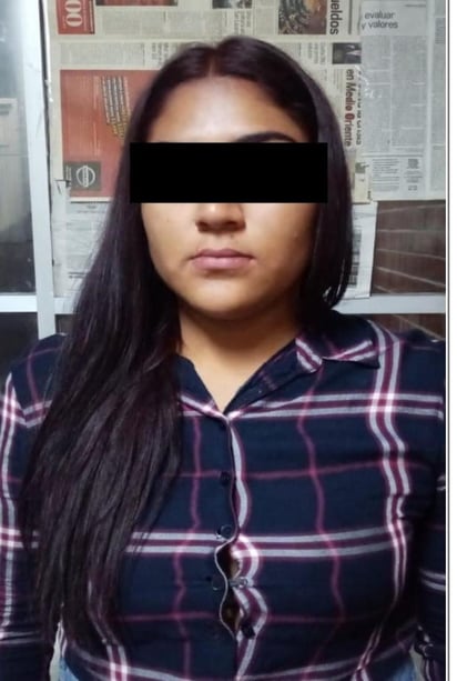 Se procedió al aseguramiento de la mujer, a pesar de que un grupo de personas intentaban impedir su arresto. (EL SIGLO DE TORREÓN)