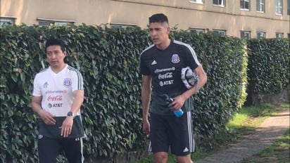 El jugador del Ajax, Edson Álvarez, no concluyó el calentamiento en el Centro de Alto Rendimiento (CAR). (CORTESÍA)