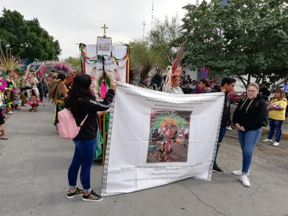 Aunque pensaba no asistir a la bendición de danzas, Nayelli comentó que personal de la parroquia de Nuestra Señora de Guadalupe, les informó que no fue una balacera, sino un hecho aislado. (EL SIGLO DE TORREÓN)