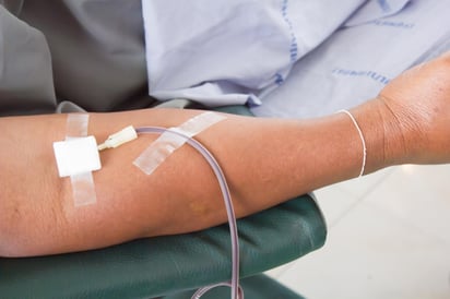 Cuando se dona sangre sólo se extraen 450 mililitros que corresponden a 10 por ciento del total de ese líquido que se tiene en el organismo. (ARCHIVO) 