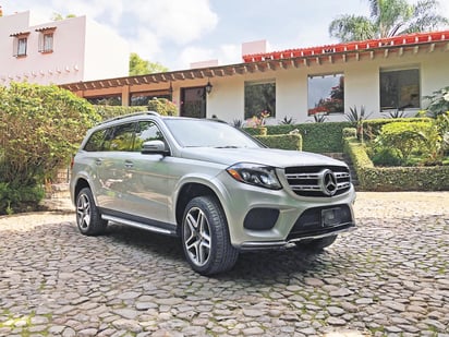 Esta SUV de Mercedes Benz es un vehículo para toda ocasión. (ARCHIVO) 