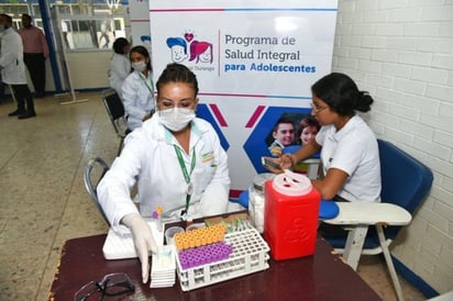 Buscarán que jóvenes en escuelas puedan hacer el examen. (EL SIGLO DE TORREÓN) 