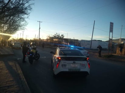 Conductora arrolla a menor de 13 años cuando este se dirigía a su escuela en una bicicleta. (EL SIGLO DE TORREÓN)