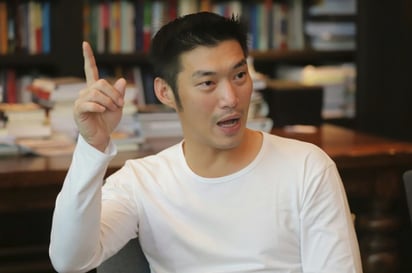 Thanathorn sostenía que vendió sus acciones antes de que se convocaran las elecciones. (ARCHIVO) 