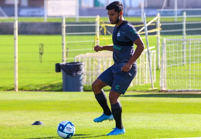 El canterano lagunero espera poder lograr el título con la escuadra albiverde en el Apertura 2019. (CORTESÍA)