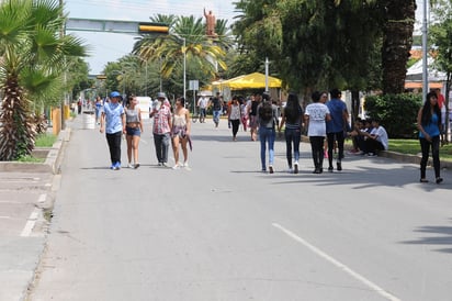 La Dirección de Salud Municipal invita a una caminata de 2 kilómetros en el Paseo Colón. (ARCHIVO)